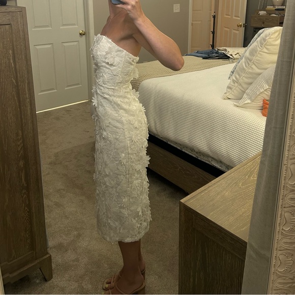 White 3D Floral Embroidered Midi Dress - Picture 11 of 11